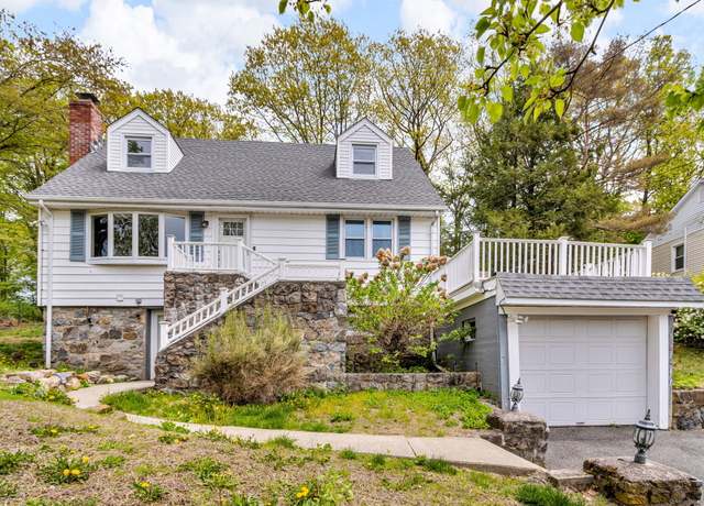 Property at 9 Schermerhorn Dr, New Fairfield, CT 06812, 4 beds, 2 baths