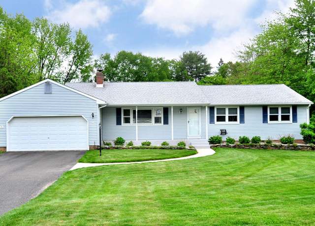 Property at 32 Deepwood Rd, Simsbury, CT 06070, 4 beds, 2.5 baths