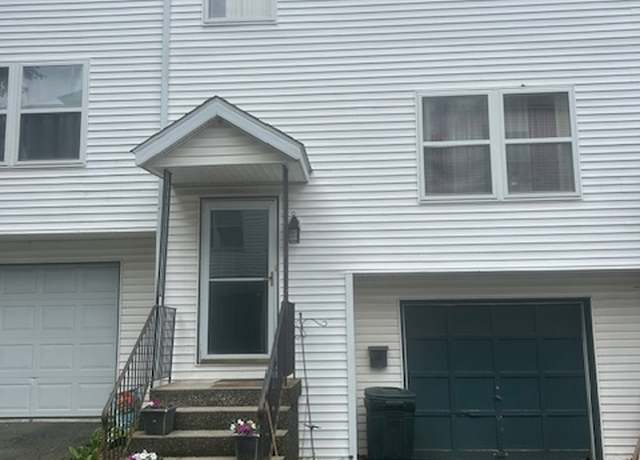 Property at 22 Virginia Ave Apt 2B Ave, Danbury, CT 06810, 2 beds, 1.5 baths