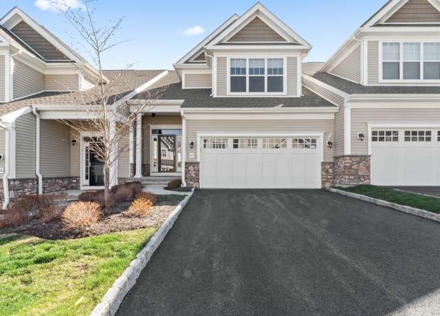 Property at 63 Great Hill Dr #63, Bethel, CT 06801, 3 beds, 2.5 baths