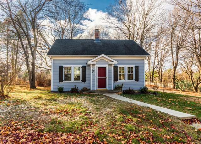Property at 48 Jerusalem Hl, Trumbull, CT 06611, 3 beds, 1 bath