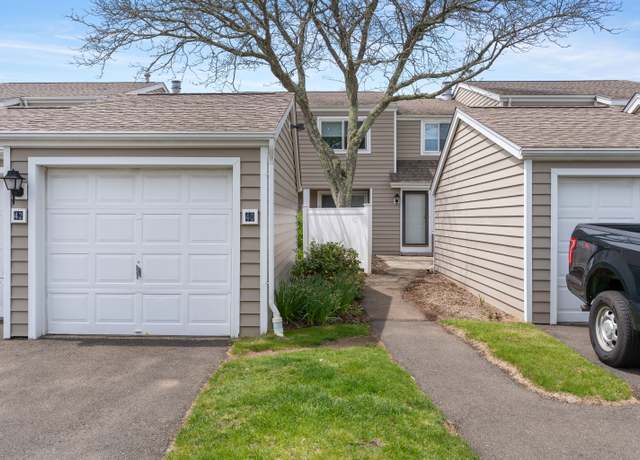 Property at 40 Peddlars Dr #40, Branford, CT 06405, 2 beds, 1.5 baths