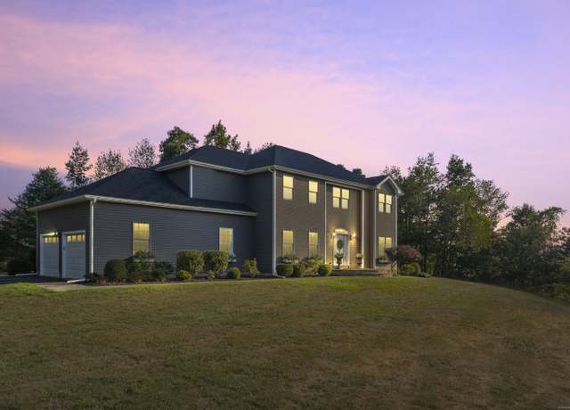 Property at 9 Stoney Brook Rd, Wallingford, CT 06492, 4 beds, 2.5 baths