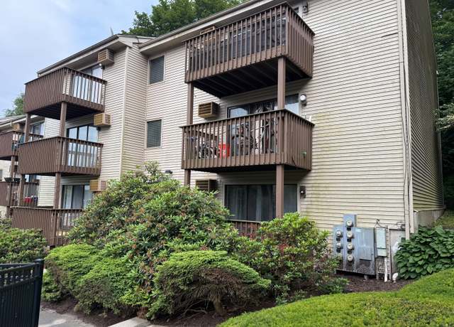 Property at 38 Padanaram Ave #24, Danbury, CT 06811, 2 beds, 1.5 baths