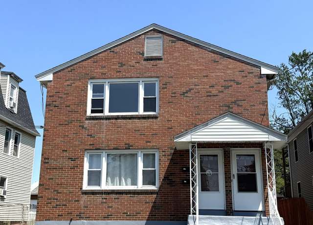 Property at 18 McLean St, Hartford, CT 06114, 6 beds, 2 baths