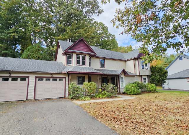 Property at 7 Arrowwood Cir #7, South Windsor, CT 06074, 3 beds, 2.5 baths