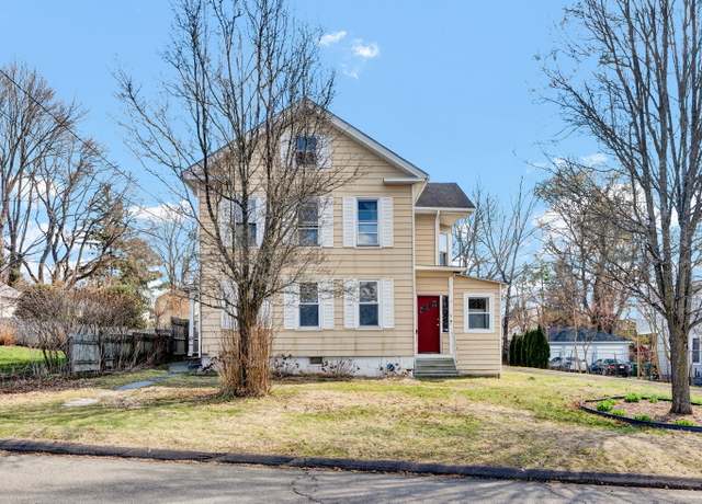 Property at 85 Chestnut St, Middletown, CT 06457, 6 beds, 2 baths