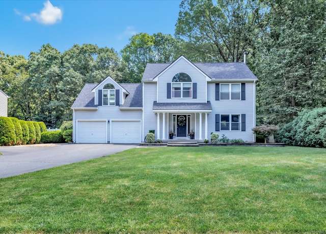 Property at 43 Lena Ave, Plainville, CT 06062, 3 beds, 2.5 baths
