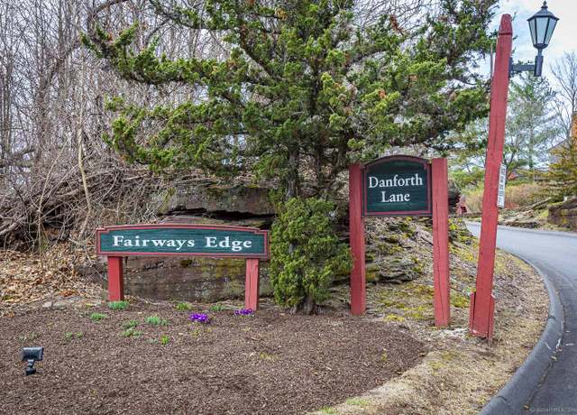 Property at 7 Danforth Ln #7, Rocky Hill, CT 06067, 2 beds, 2.5 baths