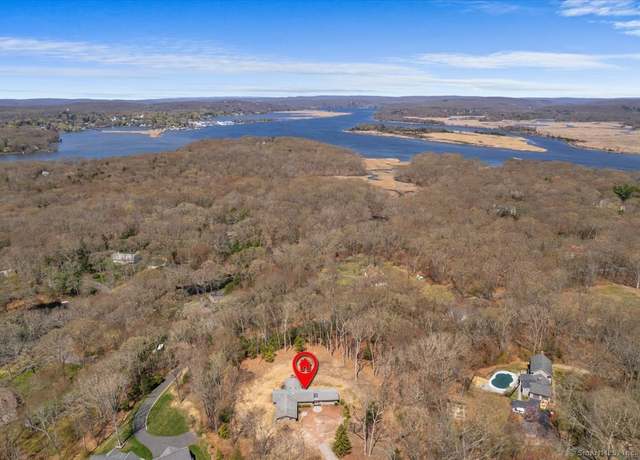Property at 11 Crest Rd, Old Saybrook, CT 06475, 3 beds, 2.5 baths