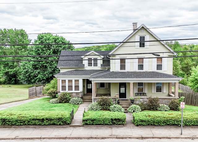 Property at 153 Prospect St, Plainfield, CT 06354, 4 beds, 1.5 baths