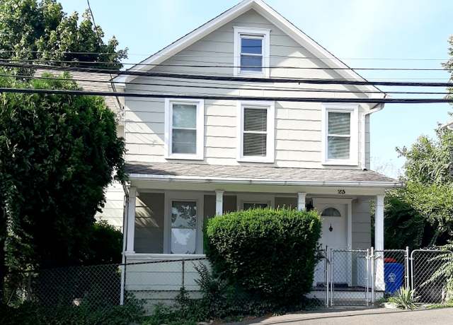Property at 23 Windsor Pl, Norwalk, CT 06854, 2 beds, 2 baths