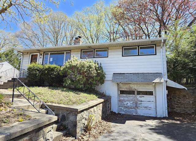 Property at 80 Oldham Ave, Waterbury, CT 06705, 3 beds, 1 bath