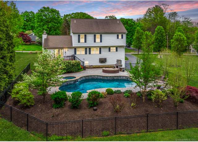 Property at 12 Jo Mar Dr, Newtown, CT 06482, 4 beds, 3 baths