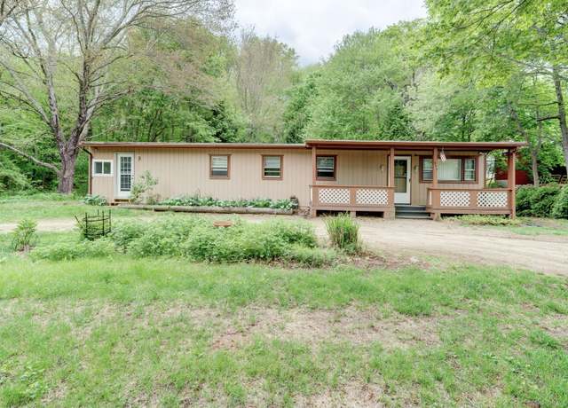 Property at 897 Windham Rd, Windham, CT 06266, 2 beds, 1 bath