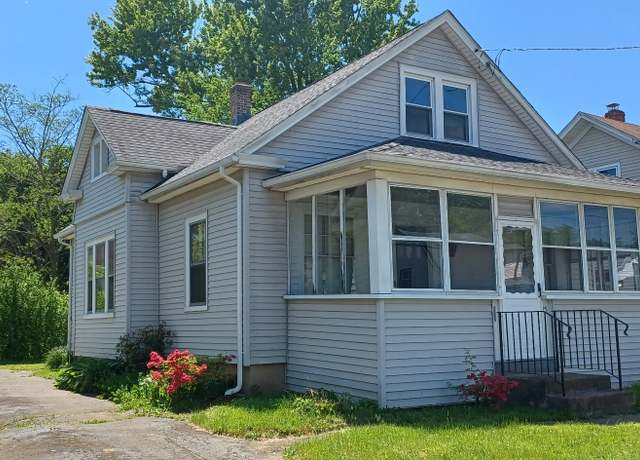 Property at 25 Richard Rd, East Hartford, CT 06108, 3 beds, 1 bath