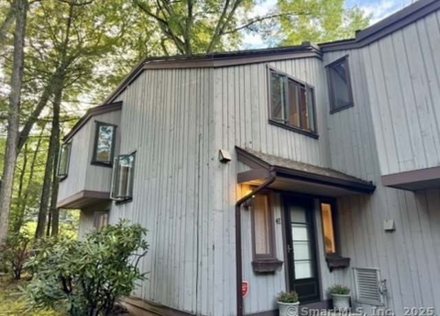 Property at 4 Earls Ct Unit E, Farmington, CT 06032, 3 beds, 2.5 baths