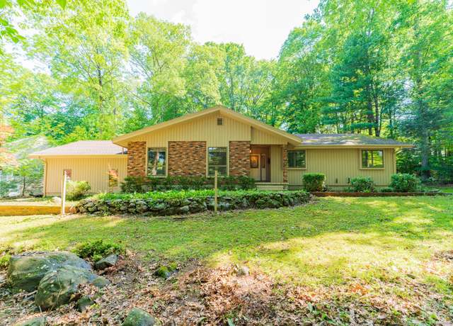 Property at 54 Timber Ln, Avon, CT 06001, 3 beds, 2 baths