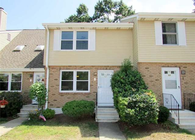 Property at 2 Saint Marc Cir Unit C, South Windsor, CT 06074, 2 beds, 2.5 baths