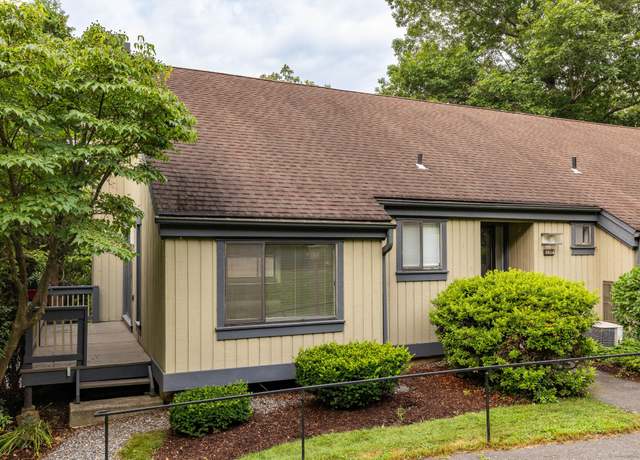 Property at 843 Heritage Vlg Unit A, Southbury, CT 06488, 1 bed, 1 bath