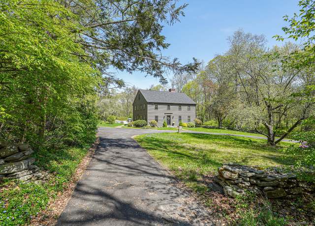 Property at 37 Pulpit Rock Rd, Woodstock, CT 06281, 4 beds, 2.5 baths
