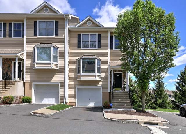 Property at 15 Scuppo Rd #1404, Danbury, CT 06811, 2 beds, 2.5 baths
