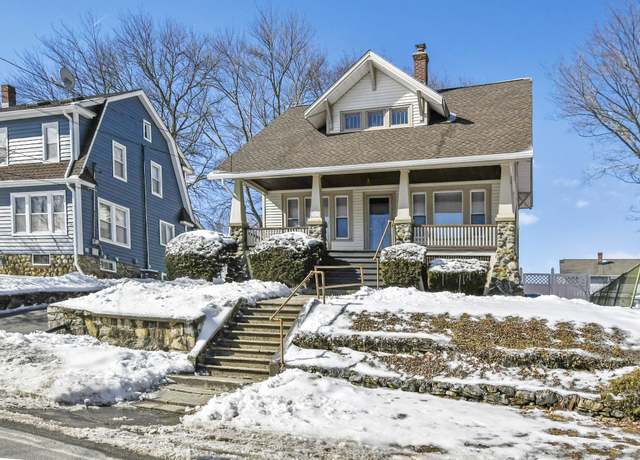 Property at 247 Fairlawn Ave, Waterbury, CT 06705, 2 beds, 1.5 baths