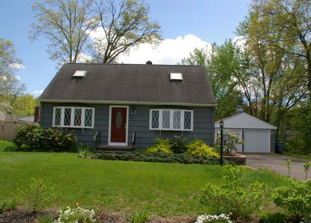 Property at 31 Gary Dr, Enfield, CT 06082, 3 beds, 1 bath