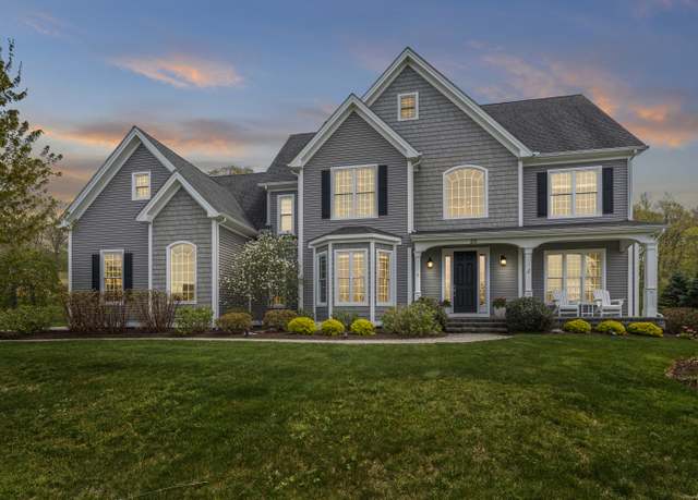 Property at 20 Peach Ln, East Lyme, CT 06333, 4 beds, 3.5 baths