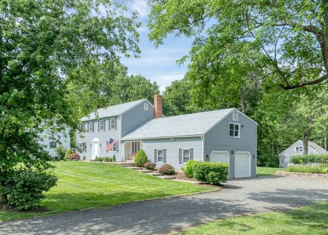 Property at 35 Pheasant Ln, Ridgefield, CT 06877, 4 beds, 4 baths
