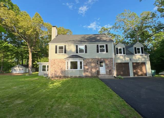 Property at 2125 Shepard Ave, Hamden, CT 06518, 4 beds, 2.5 baths