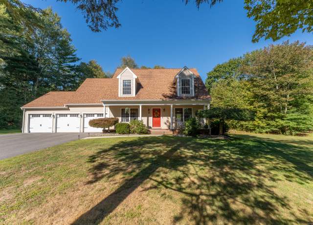 Property at 25 Pine Knolls Dr, Killingly, CT 06241, 3 beds, 2.5 baths