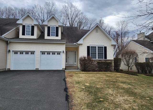 Property at 5 Hampshire Dr #5, Wolcott, CT 06716, 2 beds, 2 baths
