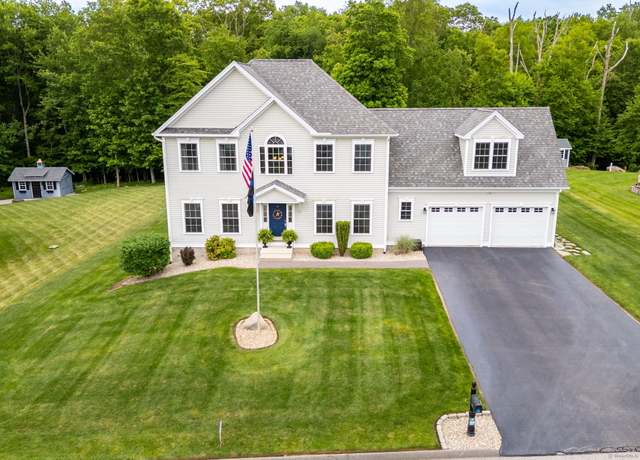 Property at 9 Tall Wood Dr, East Hampton, CT 06424, 4 beds, 2.5 baths