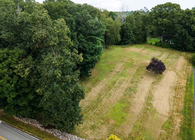 Property at 117 Case St, Norwich, CT 06360