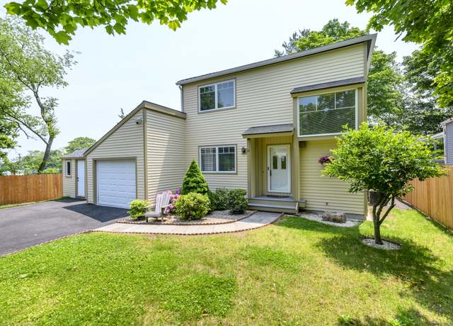 Property at 10 Dry Hill Ct, Norwalk, CT 06851, 3 beds, 2 baths