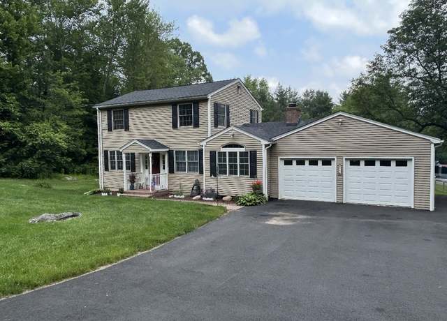 Property at 55 Pinesbridge Rd, Oxford, CT 06478, 3 beds, 1.5 baths