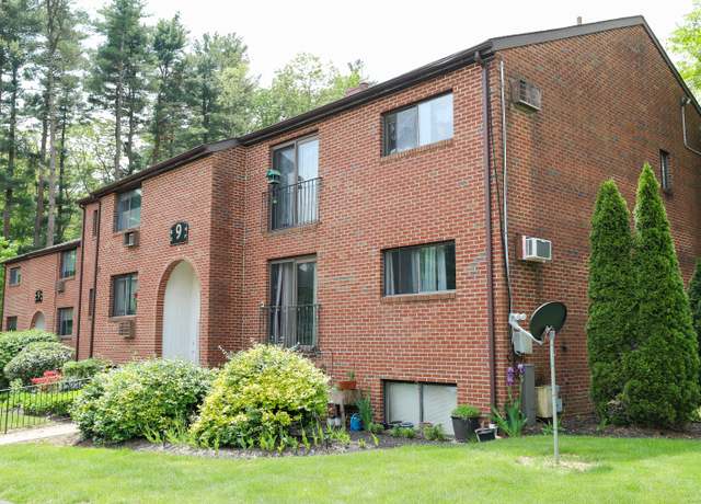 Property at 500 Darling St Unit 9F, Southington, CT 06489, 2 beds, 1 bath