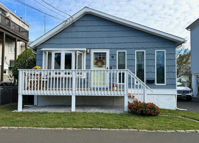 Property at 9 Sperry St, Milford, CT 06460, 2 beds, 1 bath