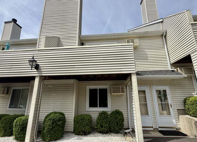 Property at 2A Jeanette St #7, Danbury, CT 06811, 1 bed, 1 bath