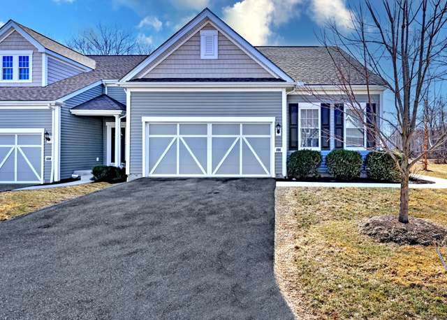 Property at 696 Championship Dr #696, Oxford, CT 06478, 2 beds, 2 baths