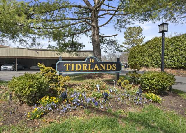 Property at 16 Pine Orchard Rd Apt 38, Branford, CT 06405, 1 bed, 1.5 baths