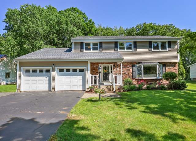 Property at 57 Towhee Ln, Glastonbury, CT 06033, 4 beds, 2.5 baths