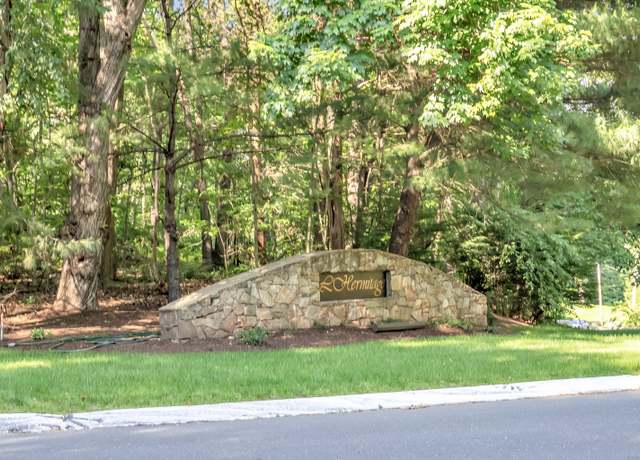 Property at 7 Montagne Dr #7, Shelton, CT 06484, 3 beds, 3 baths