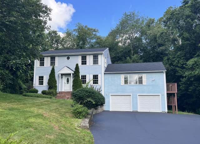 Property at 31 Hi Lea Farm Rd, Colchester, CT 06415, 4 beds, 2.5 baths