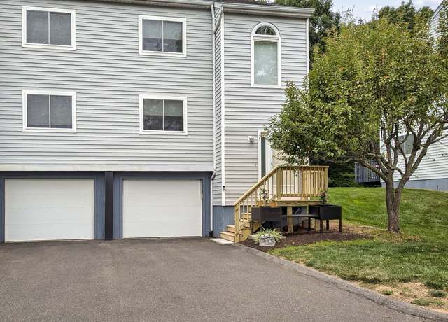 Property at 25 Sunridge Ln #25, Cromwell, CT 06416, 3 beds, 2.5 baths