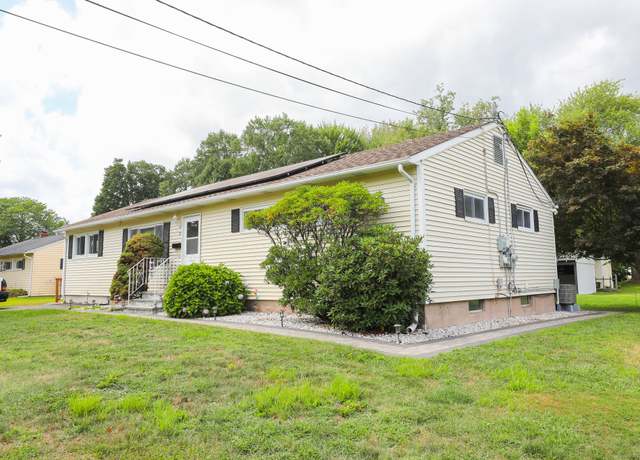 Property at 12 London Rd, Windsor, CT 06095, 4 beds, 3.5 baths