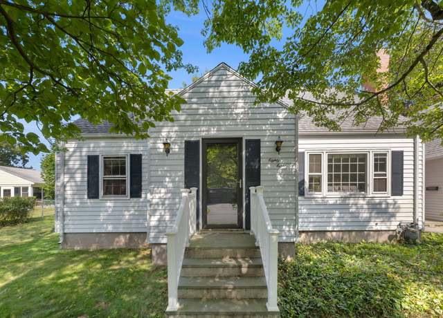 Property at 88 Montclair Dr, East Hartford, CT 06118, 3 beds, 2 baths