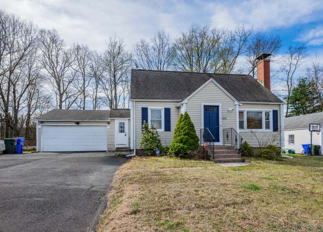 Property at 109 Chester St, East Hartford, CT 06108, 3 beds, 2 baths