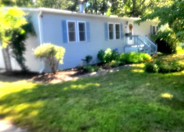 Property at 40 Colchester Cmns, Colchester, CT 06415, 2 beds, 2 baths